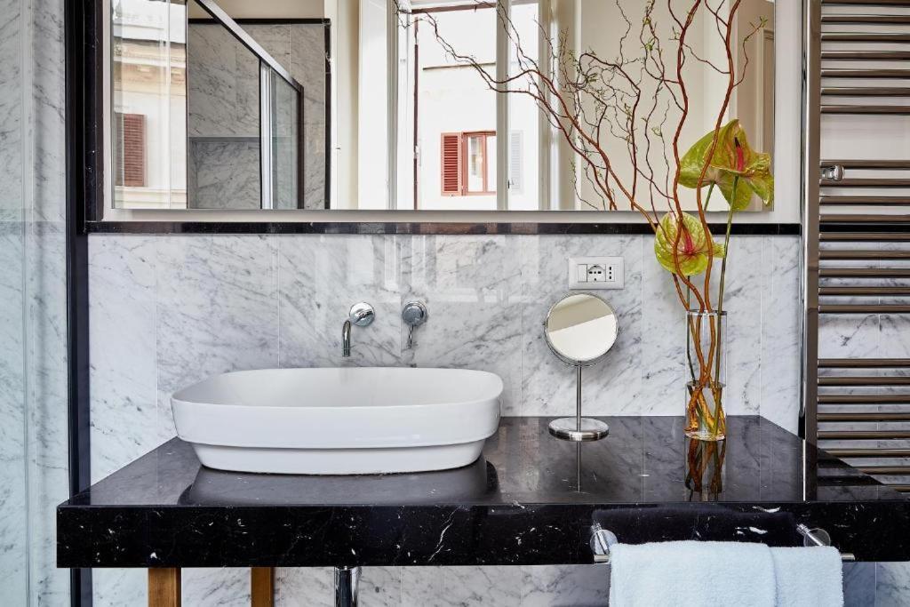 Spagna Luxury Rooms Rom Exterior foto